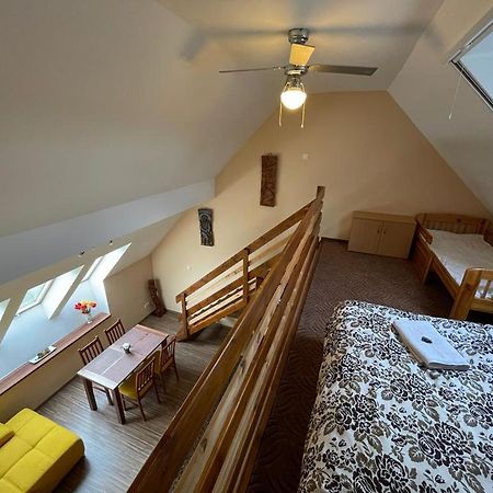 Gyulai Brill Apartman 外观 照片