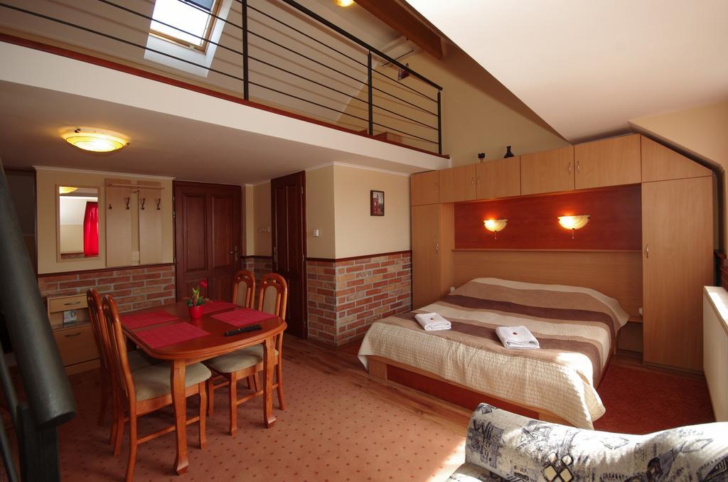 Gyulai Brill Apartman 外观 照片