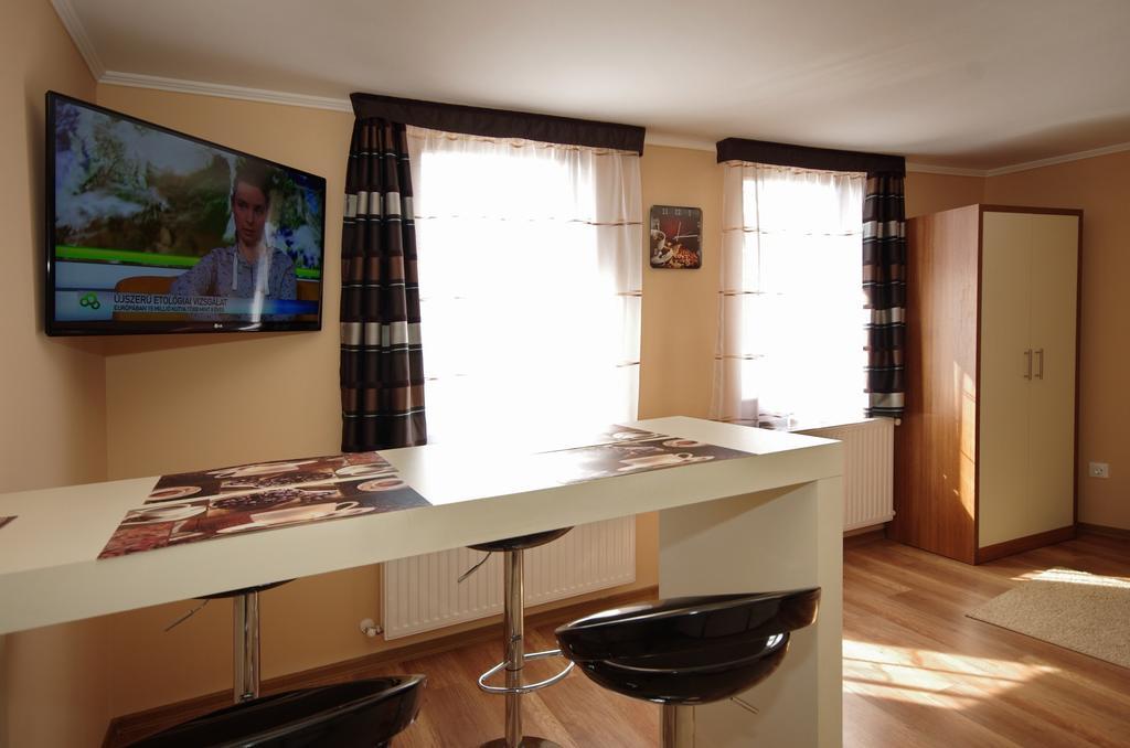Gyulai Brill Apartman 外观 照片